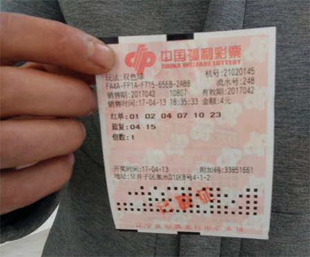 学生母亲的性爱日