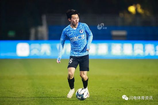 两根黑大粗一进一出