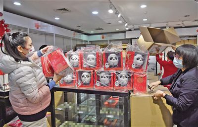 国产精品白嫩极品美女视频