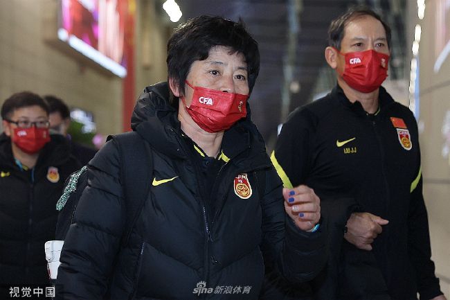 亚洲精品第一区二区三区