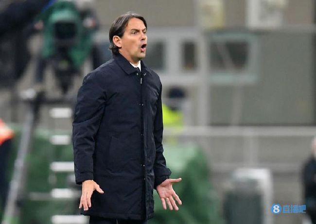 只穿一厘米长的裙子